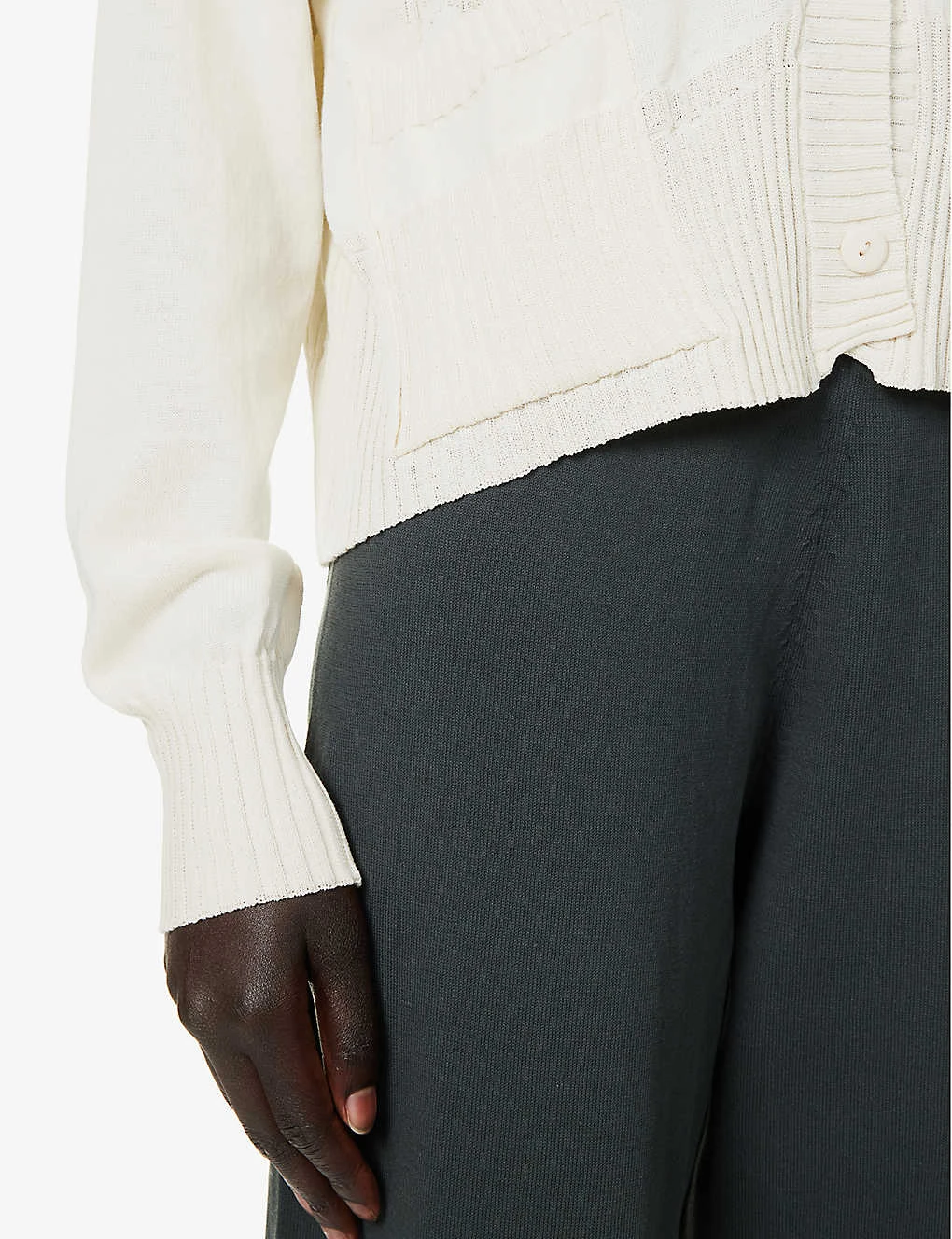 V-neck Patch-pocket Cotton Knitted Cardigan - Image 5