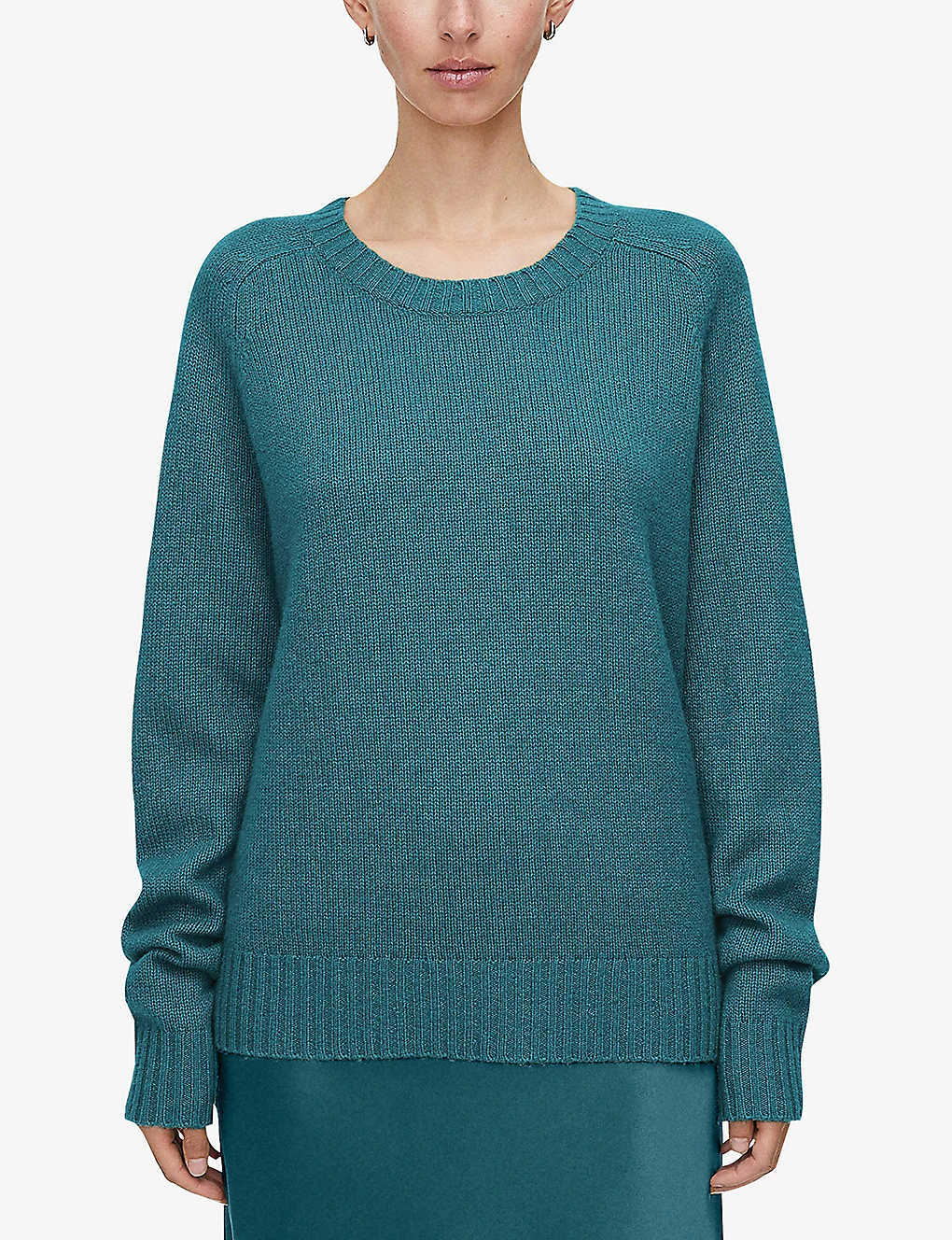 Joseph Round-neck Relaxed-fit Cashmere Jumper - Image 3